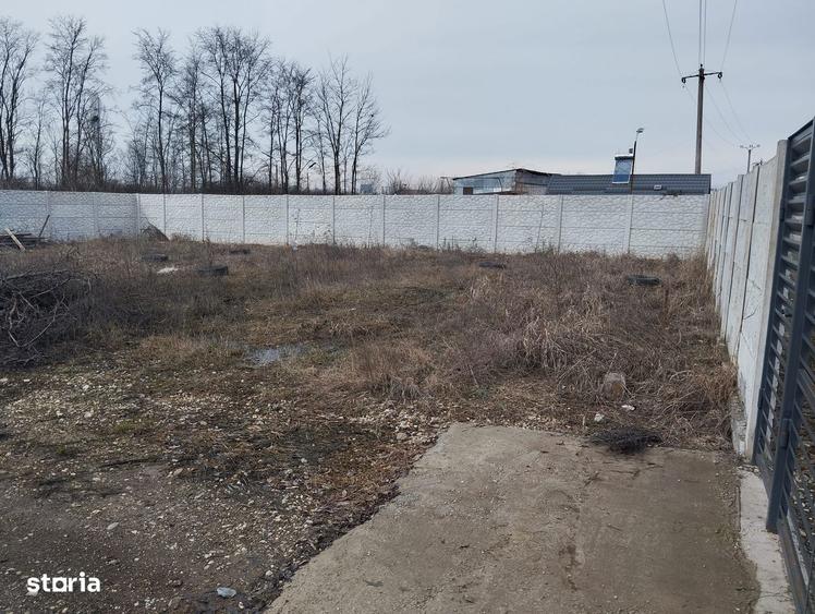Vanzare teren in Colanu- acces rapid catre Targovi?te! - 1
