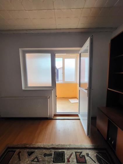 De vanzare apartament cu 3 camere  in localitatea  Feldioara Brașov! - 8