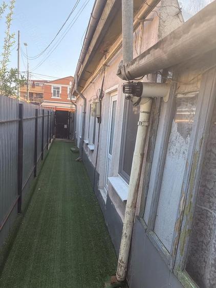 Casa batranesca de vanzare - 1