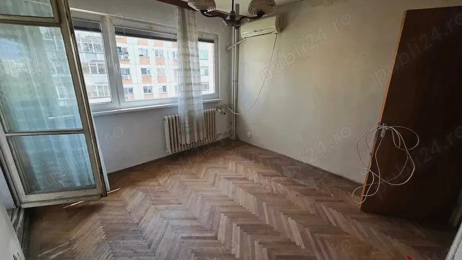 Proprietar apartament 3 camere Titan 2 min metrou - 1