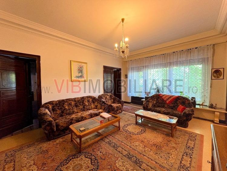 UNIRII-MIRCEA VODA, apartament in vila interbelica, 6 camere, 190 mp - 1
