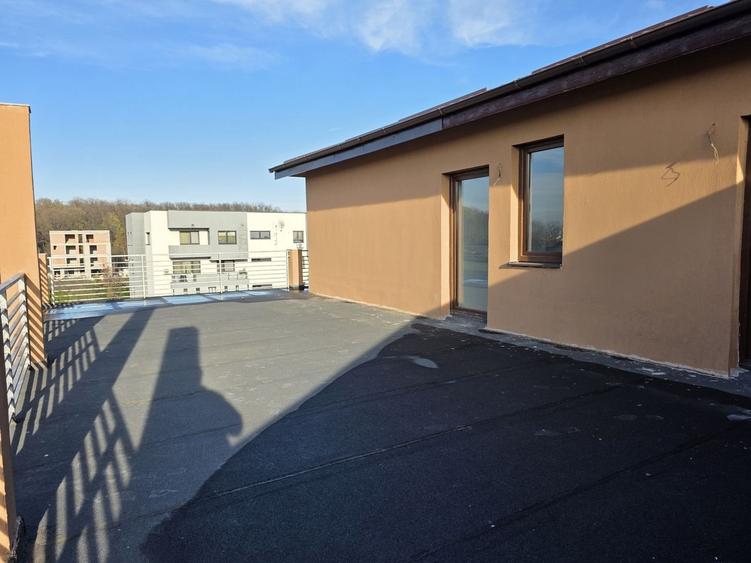 Reducere pret!!! Penthouse 281 mp cu view spectaculos in Pipera - 3