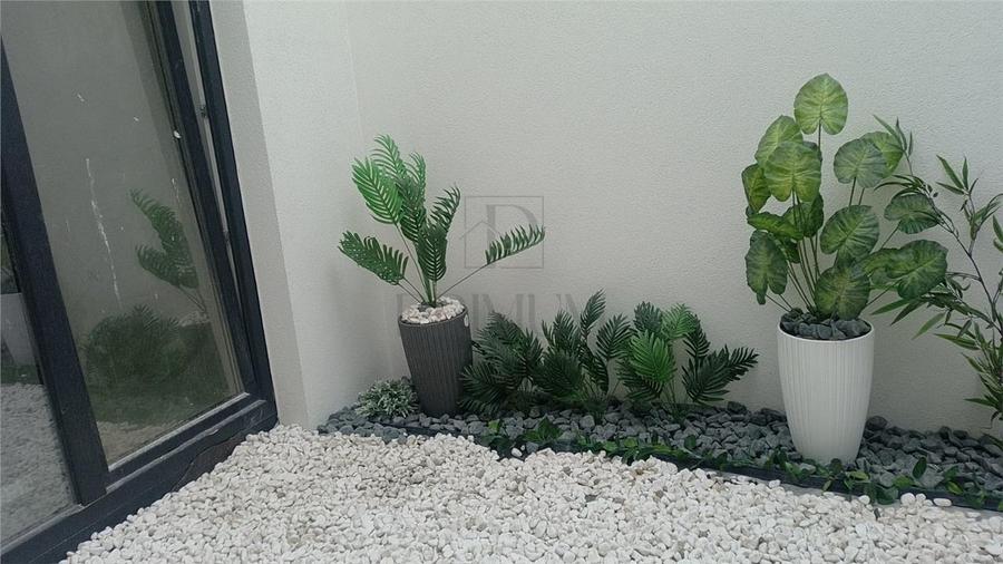 Sacalaz- proiect deosebit-4 camere- curte interioara - 1