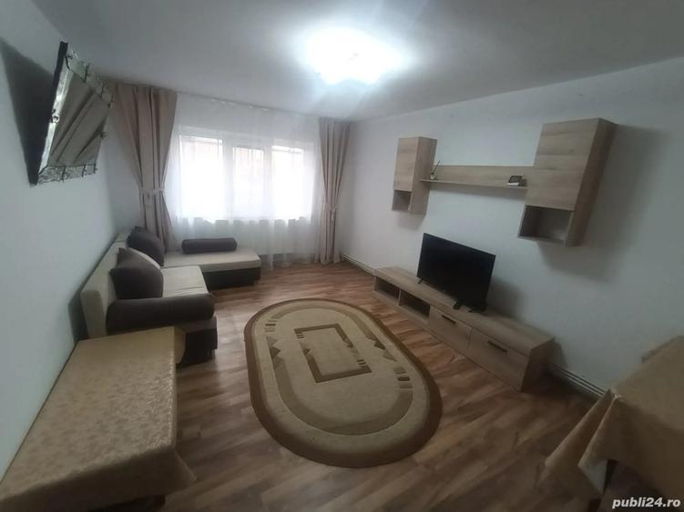 Inchiriez apartament cu 3 camere ?i 2 bai - 8