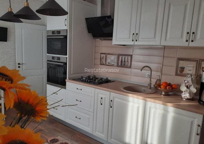 Apartament cu 3 camere de vanzare zona Grivitei