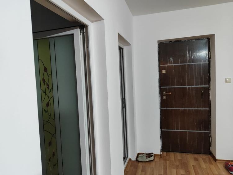 Casă cu 3 camere cu Teren 300 Mp în Valu lui Traian