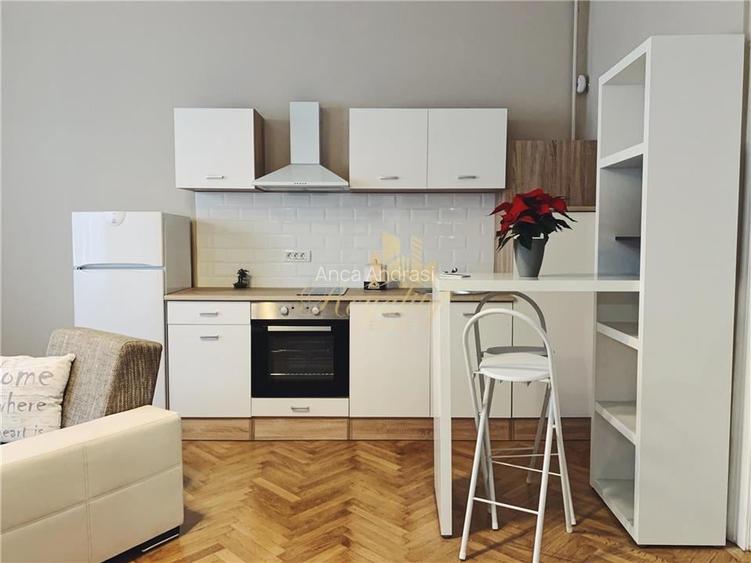 ZONA CENTRALA, Apartament 2 camere, ETAJ 1, centrala proprie,clima