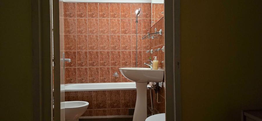 Inchiriez Apartament 2 Camere Ultracentral cu Balcon - 4