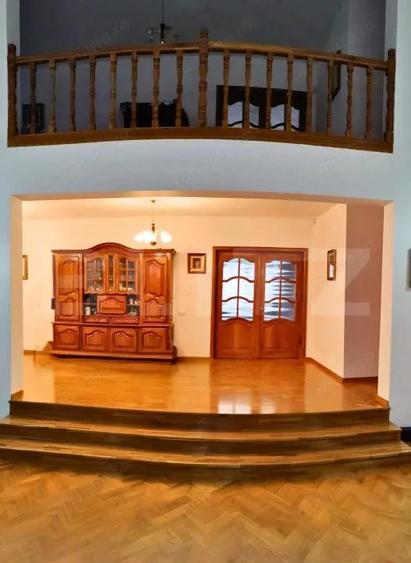 Re?edin?a premium cu poten?ial medical sau business, zona centrala Targovi?te - 3