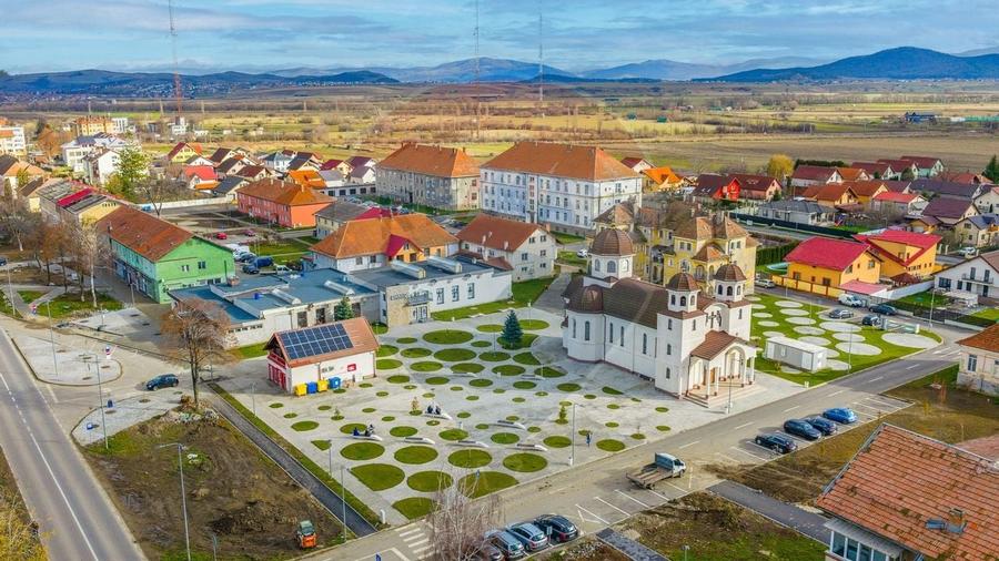 Oportunitate de investitie - Sala fitness complet echipata - 14