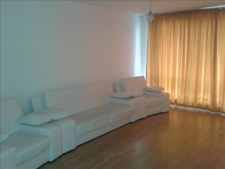 de inchiriat Apartament 3 camere Avantgarden 1 - 3