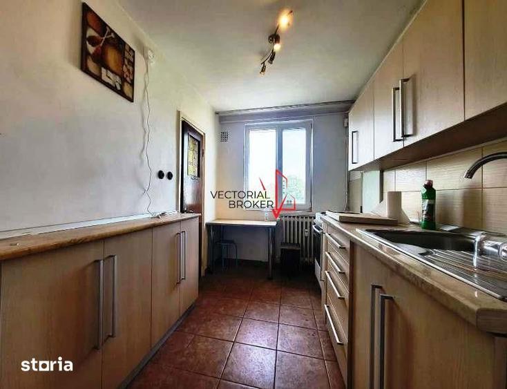 APARTAMENT 3 CAMERE DECOMANDAT OZANA METROU - 10