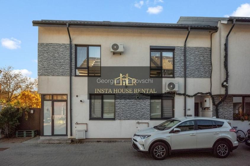 Casă 4+1 Camere cu Panouri Fotovoltaice (5kW)