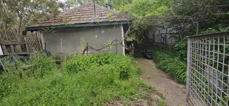 Casa batraneasca 3 cam + teren 1.056?mp cu iesire la lac, Petrachioaia - 1