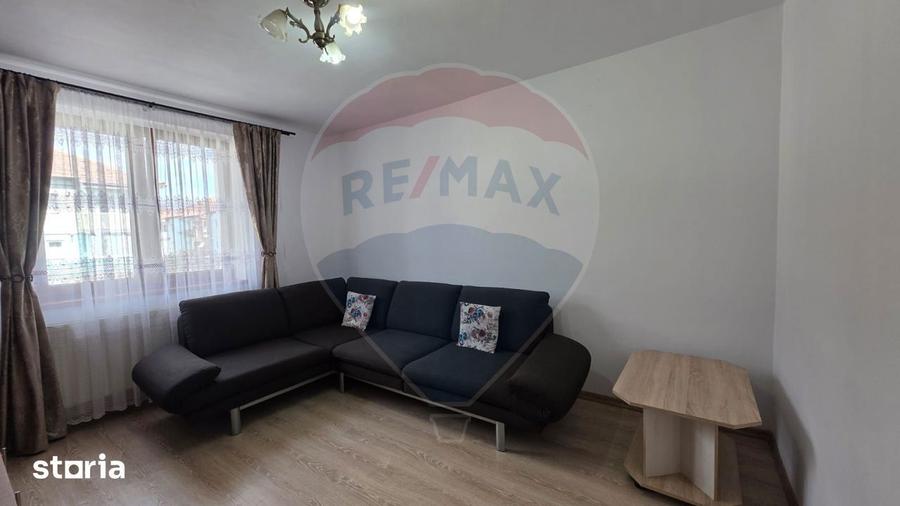Apartament cu 3 camere de inchiriat Medias, str Cibin - 5