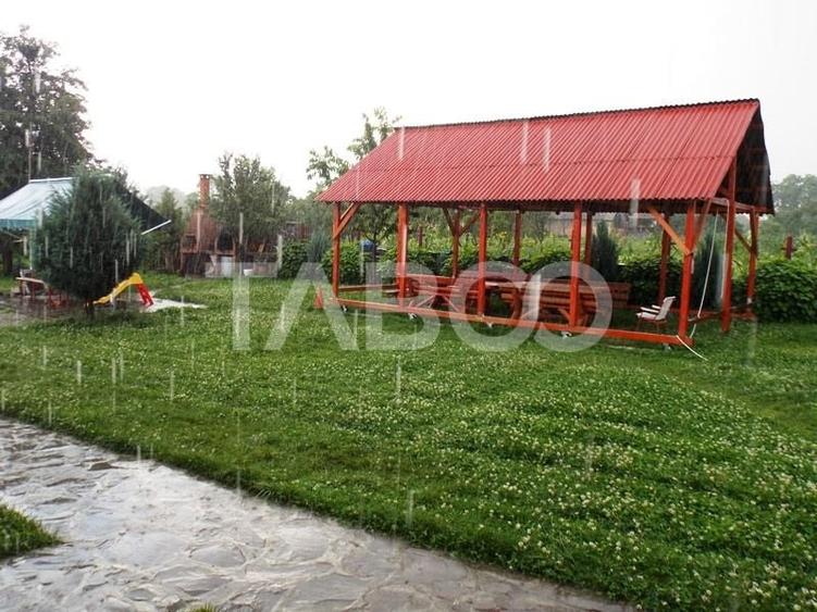 Pensiune la cheie 13 camere  15 locuri parcare si teren 3000 mp - 16