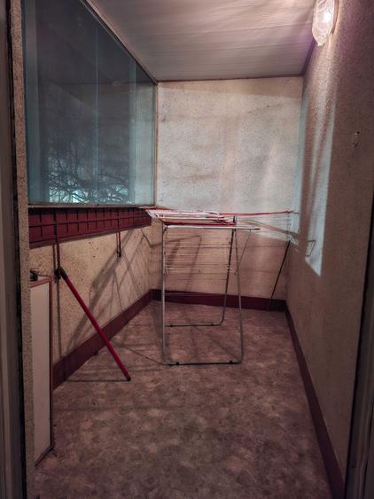 Inchiriez apartament 2 camere central piata 700 - 6