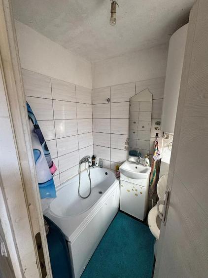 Vand casa la tara - 2