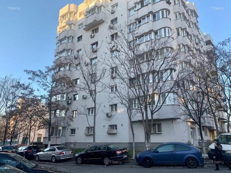 Apartament cu 2 camere decomandat în Vitan Mall