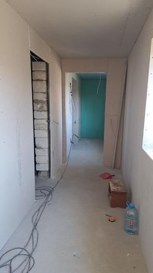 Casă cu 4 camere în Poșta