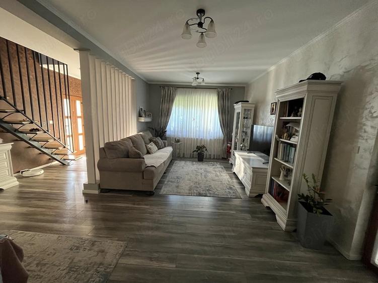 Casă cu Teren 343 Mp în Giroc
