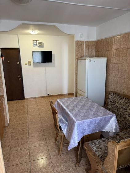 Proprietar, inchiriez apartament 2 camere decomandat - 7