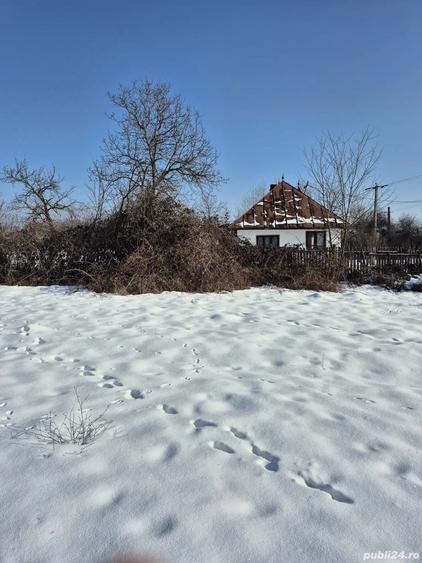 Teren de 1882 mp, în Polovragi