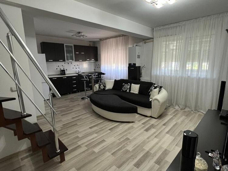 Apartament cu 3 camere decomandat, mobilat în Colentina