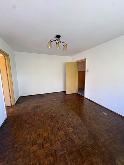 Apartament cu 2 camere semidecomandat în Govândari