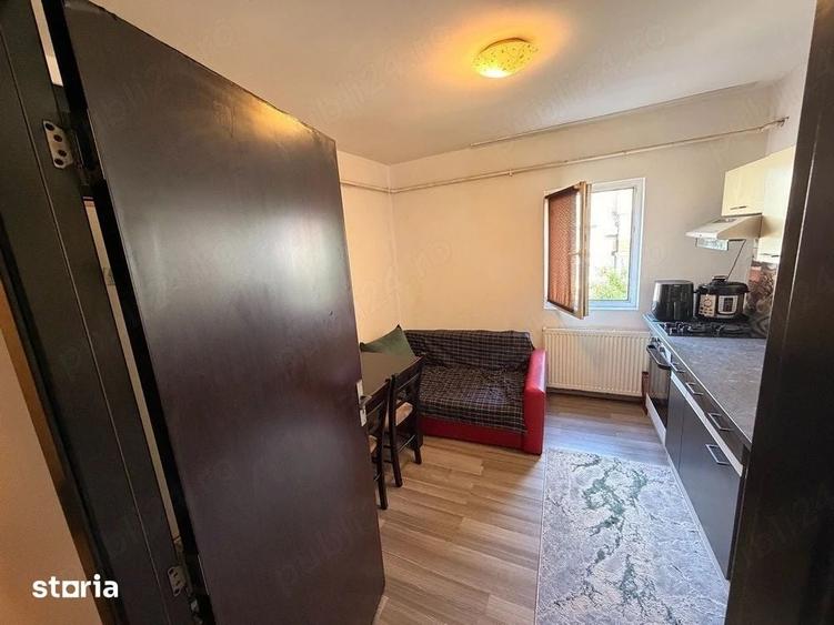 Apartament cu 2 camere semidecomandat în Soarelui