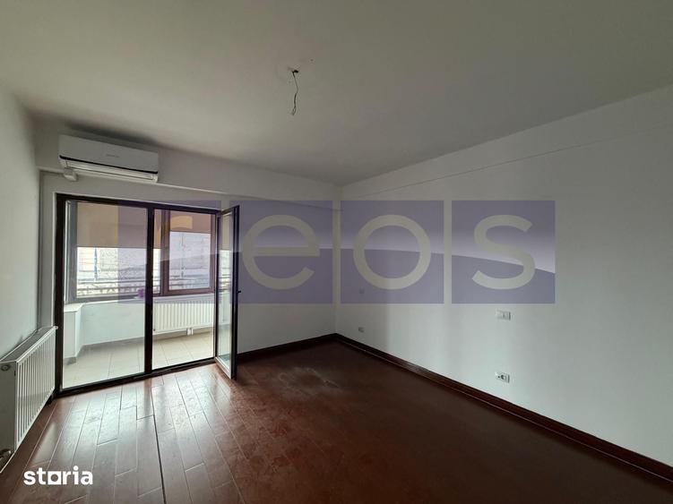 Apartament cu 3 camere în Vitan