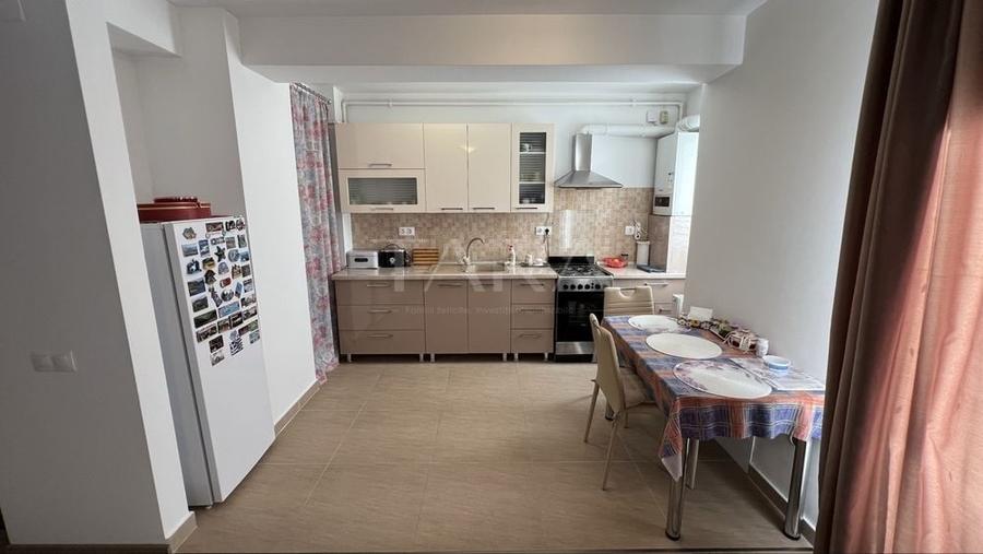 Apartament cu 2 camere decomandat, mobilat în Mărăști
