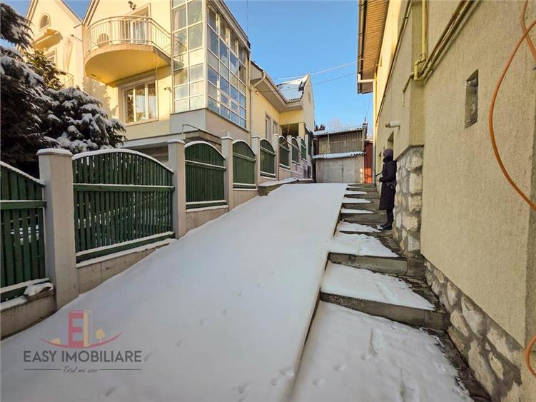 Casă cu 3 camere cu Teren 110 Mp în Tudor