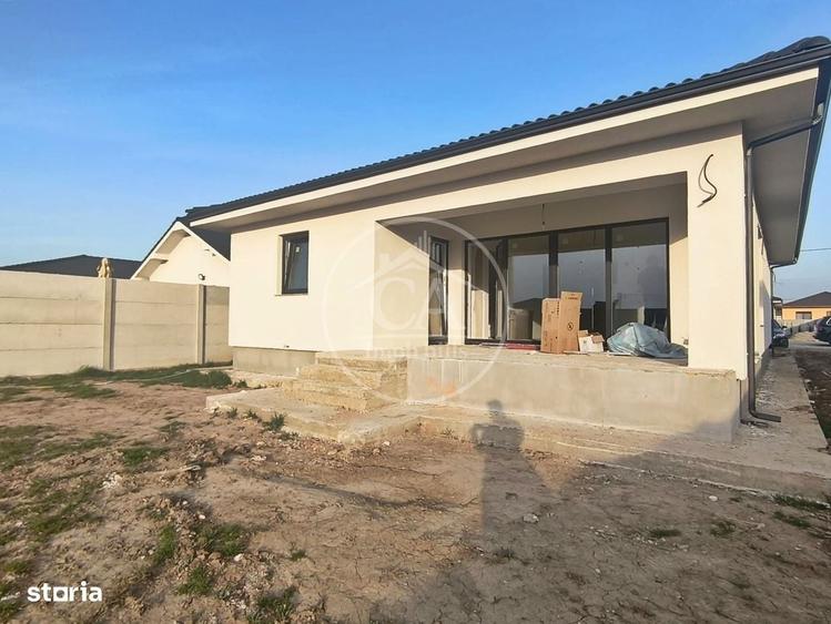 Casă cu 4 camere decomandat cu Teren 545 Mp în Sântandrei