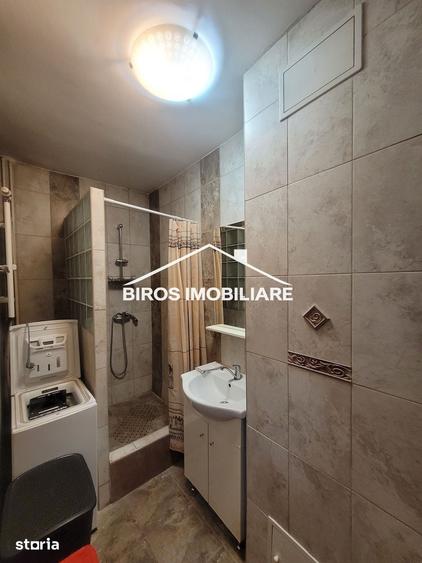 Garsonieră decomandată în Calea București