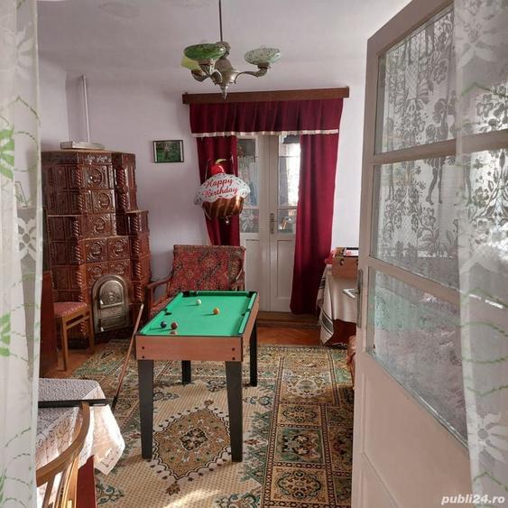Casă individuală cu 6 camere cu Canalizare în Dâmbul Rotund
