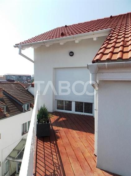 Apartament cu 4 camere decomandat, mobilat în Calea Dumbrăvii