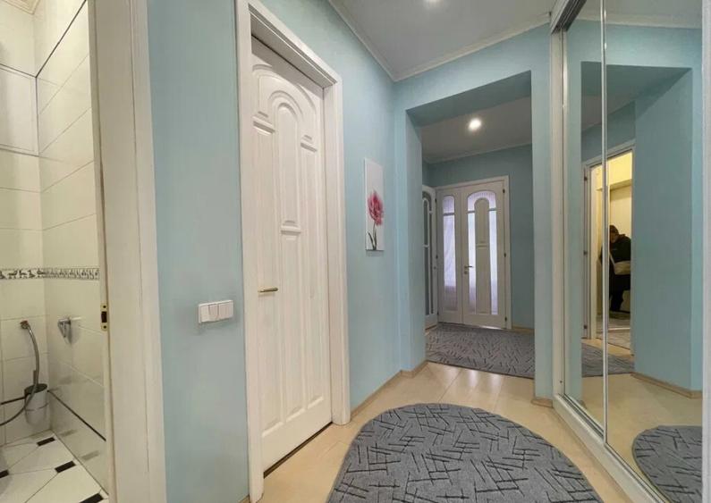 3 Camere zona Crangasi - 11