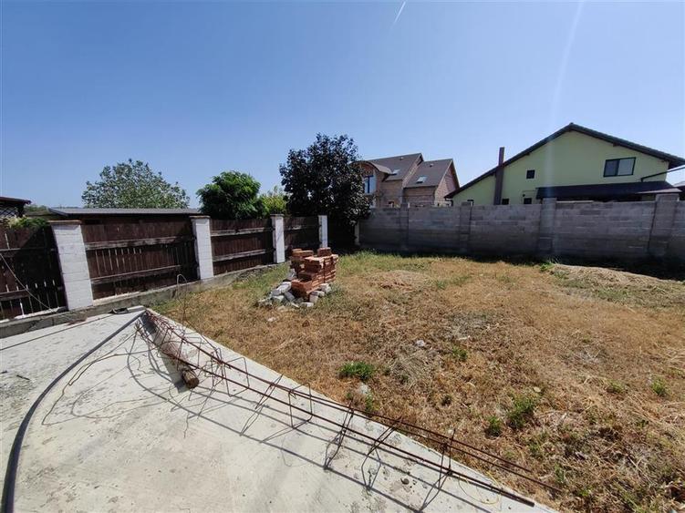 Casa NOUA cu 6 camere in Fantanele - 7