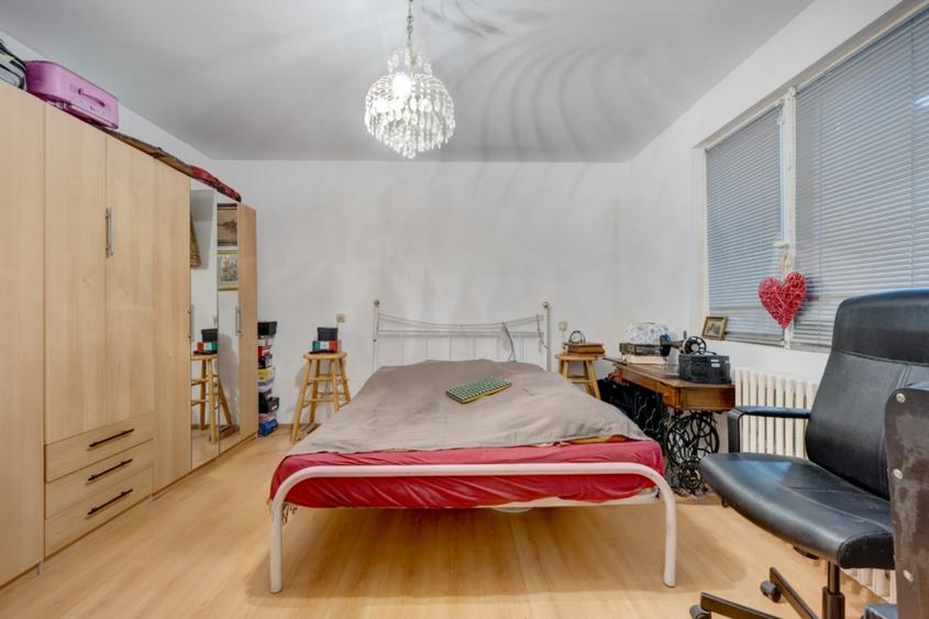 VIILOR - ECHINOCTIULUI, CASA 211 MP UTILI, LOT 460 MP! - 9