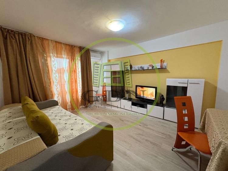 Apartament, 3 camere, decomandat, 78 mp, Calea Bucuresti, Zona Pasajului - 1
