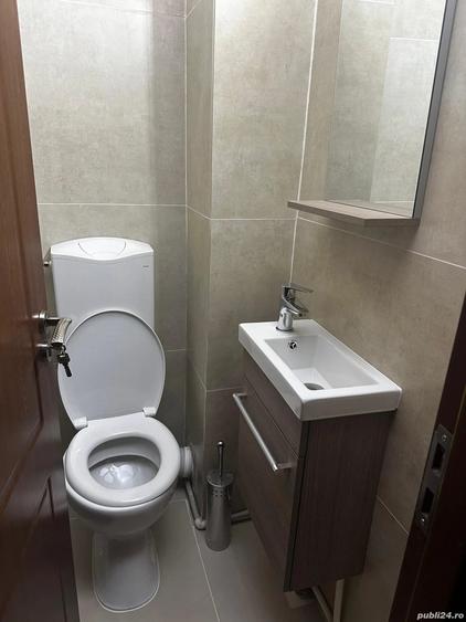 Apartament de vanzare 4 camere - Otopeni, Strada Traian nr. 17 - 17