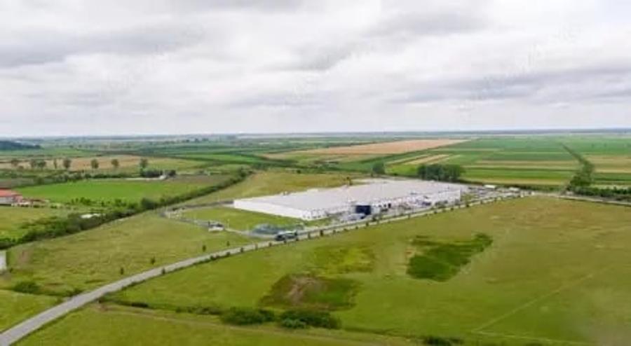 Spațiu comercial, de 22,482 mp, în Nord