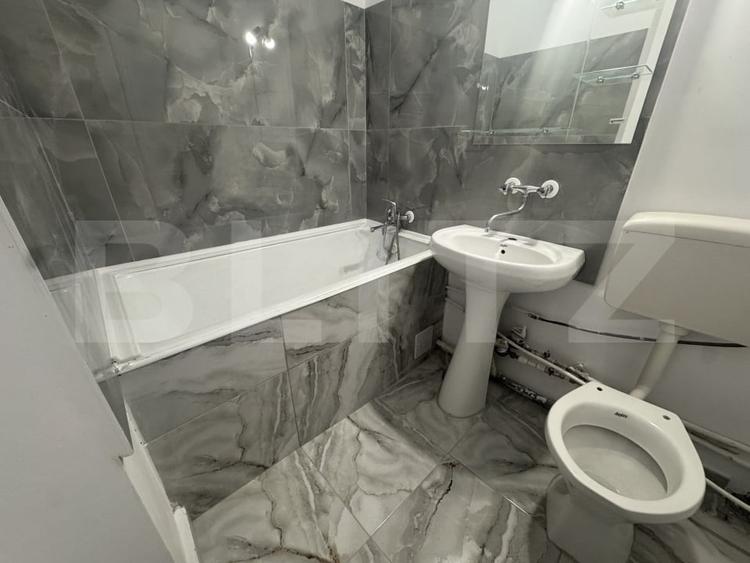 Apartament cu 2 camere semidecomandat, 42,60 mp, zona Podu Ros - 10