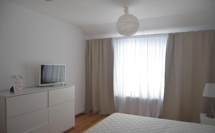 Busteni-Apartament cu trei camere,mobilat si utilat - 12