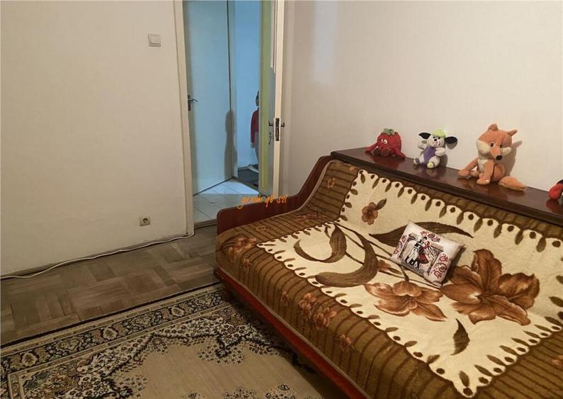 Apartament trei camere , zona Cartier Sud , 55 mp , curat - 5