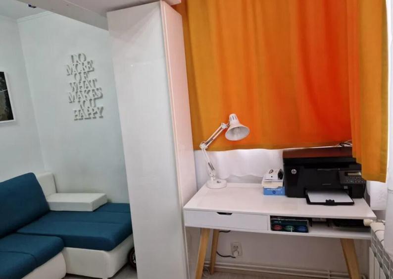 Apartament 2 camere, decomandat - zona Astra - 2