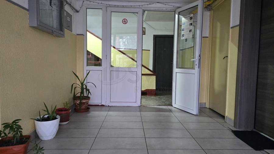 REA1027875 Apartament 2 camere I RENOVAT MOBILAT I METROU - 12