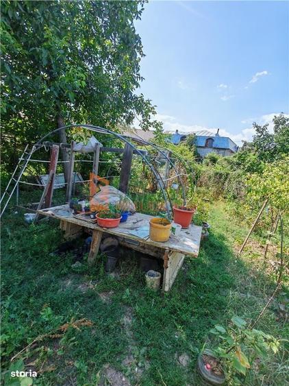 Casă cu 4 camere semidecomandat în Băceni