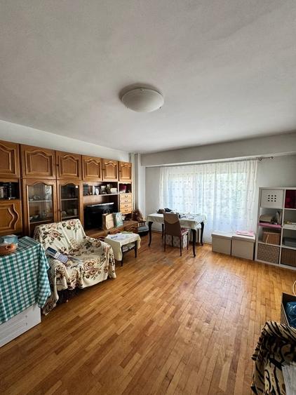 Stefan cel Mare x Barbu Vacarescu, Dinu Vintila, Langa Parcul Circului - 1